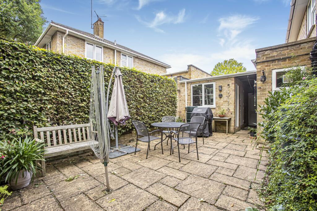 Additional image 22 of Woodland Rise, Welwyn Garden City, AL8