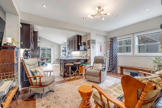 Additional image 8 of 108 Emerald St