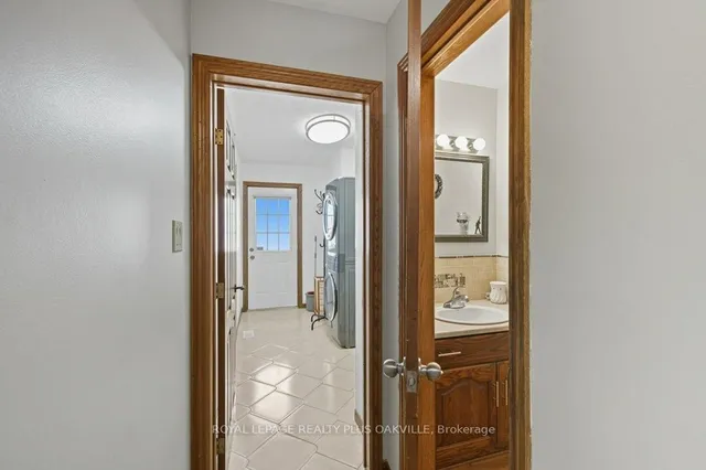 Additional image 17 of 67 Horizon Crt