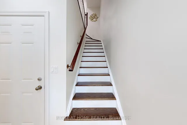 Additional image 32 of 2359 Lepage Common