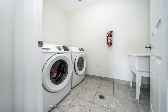 Additional image 44 of 486 Etheridge Ave