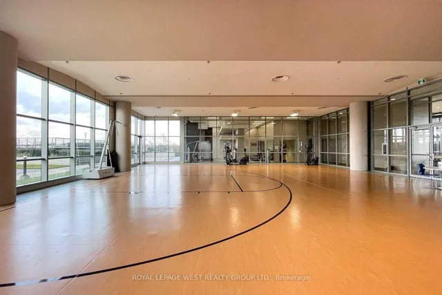 Additional image 27 of 2087 Fairview St Unit 1002