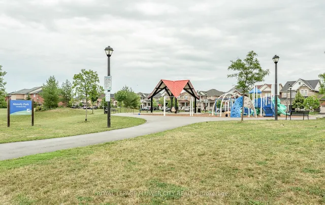 Additional image 35 of 640 Sauve St Unit 313