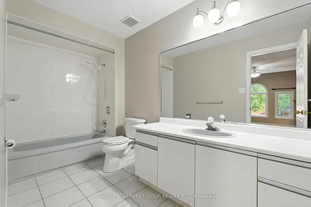 Additional image 32 of 6 Renata Crt