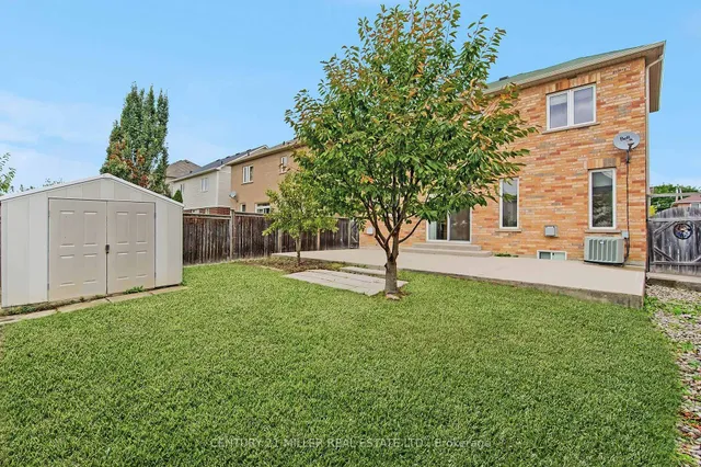 Additional image 22 of 126 Merrilee Cres