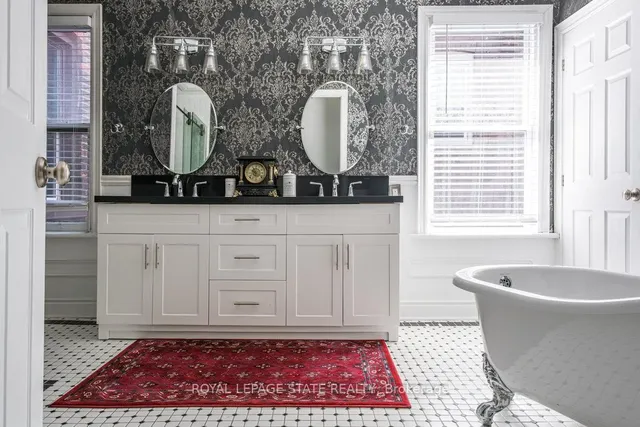 Additional image 33 of 122 East Ave