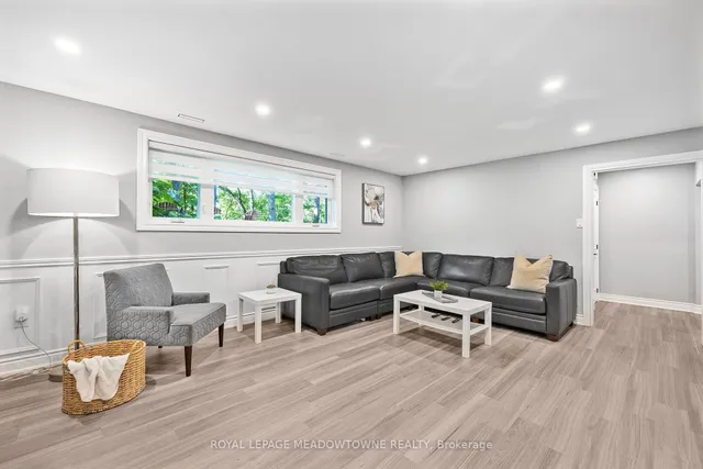 Additional image 27 of 106 Campbell Ave