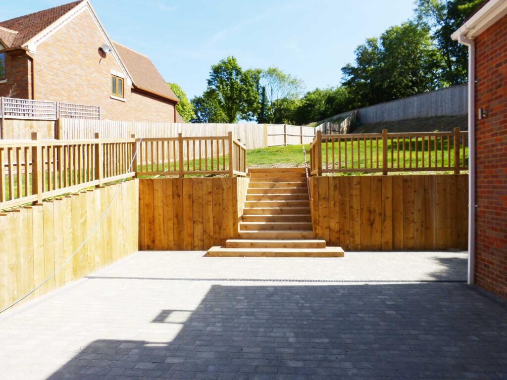 Additional image 16 of The Avenue, Welwyn