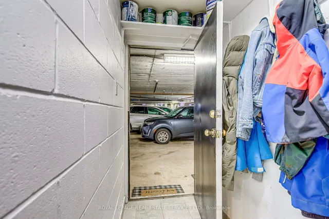 Additional image 38 of 1294 Guelph Line Unit 4