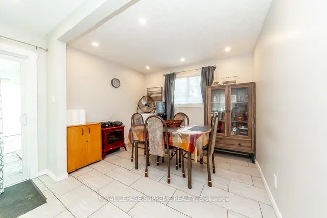 Additional image 12 of 13 Robins Ave