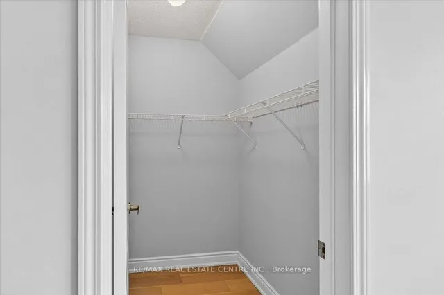 Additional image 21 of 852 Bessy Tr