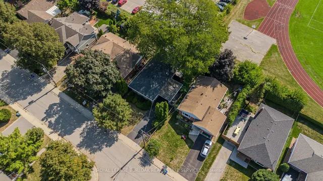 Additional image 30 of 1420 Alfred Cres