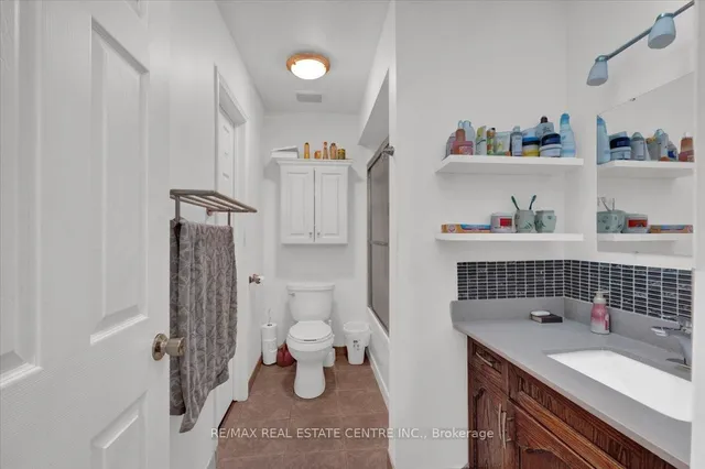 Additional image 25 of 1983 Main St Unit 1