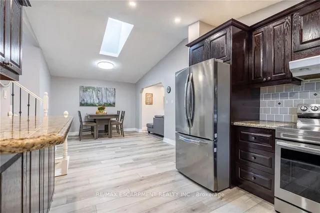 Additional image 14 of 5 Twinoaks Cres