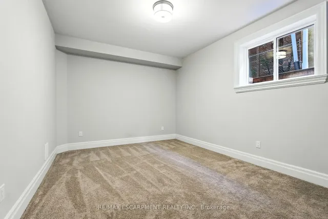 Additional image 39 of 391 Patricia Dr