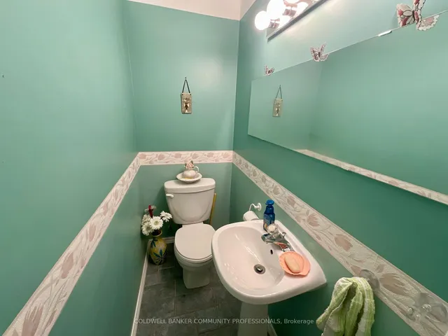 Additional image 13 of 4 Rosanne Cres Unit 4