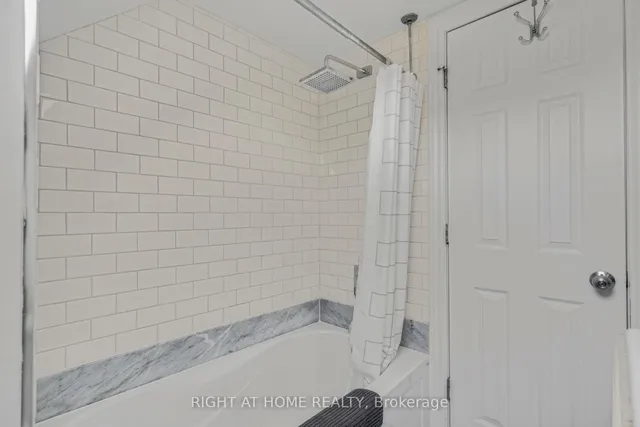 Additional image 23 of 710 Hager Ave