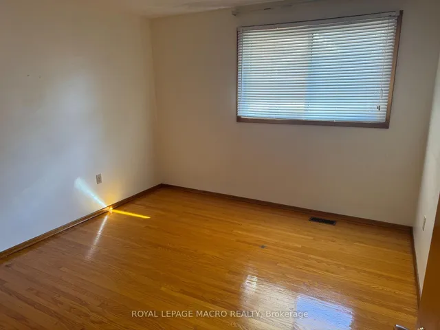 Additional image 10 of 31 Adair Ave