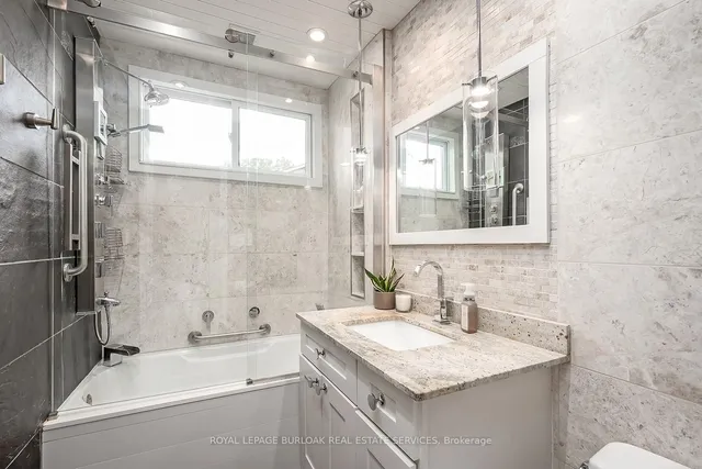 Additional image 26 of 534 Hager Ave