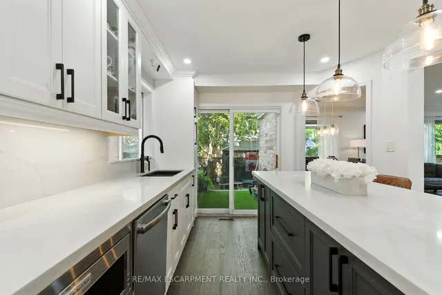 Additional image 10 of 5566 Thorn Lane