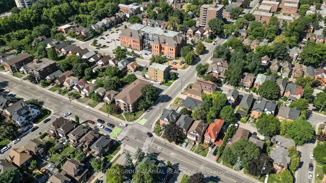 Additional image 43 of 164 WENTWORTH St