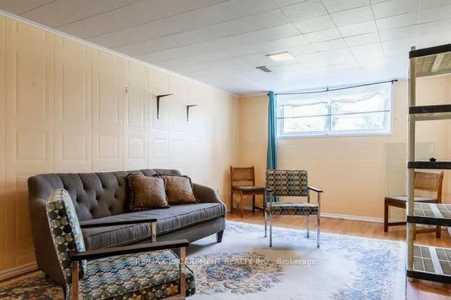 Additional image 38 of 45 Fonthill Rd