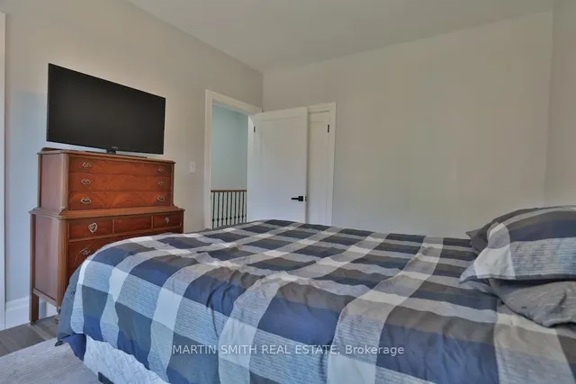 Additional image 22 of 48 Pearl St