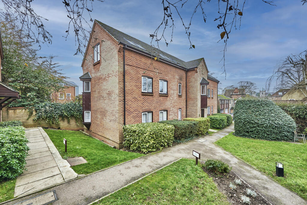 The Putterills, Harpenden, Herts, AL5