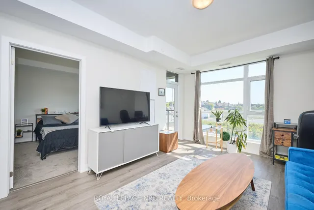 Additional image 13 of 600 North Service Rd Unit 221