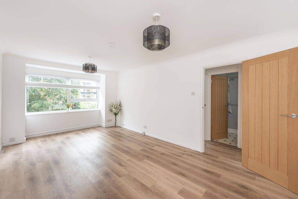 Additional image 5 of The Cedars, Milton Road, Harpenden, Hertfordshire, AL5