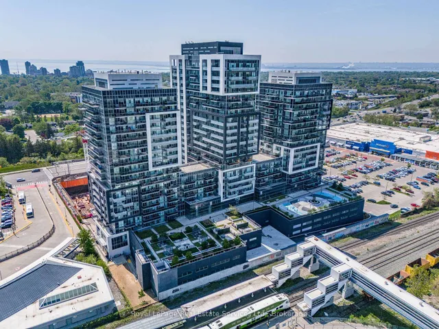 Additional image 26 of 2081 Fairview St Unit 813