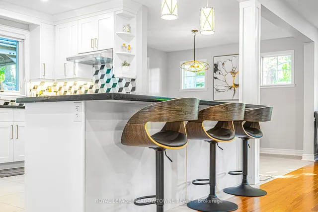 Additional image 11 of 106 Campbell Ave