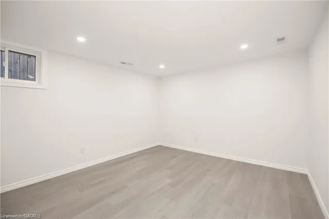 Additional image 9 of 60 Champlain Ave Unit Main Floor