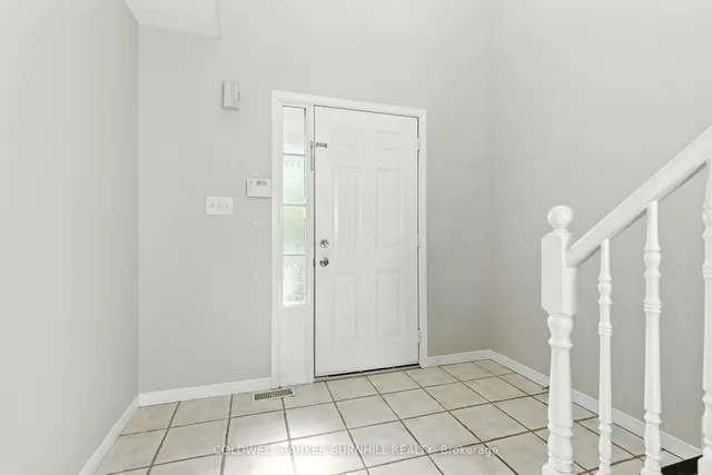 Additional image 3 of 1283 BLANSHARD Dr Unit Unit # 2