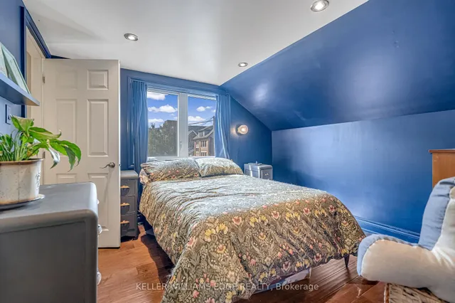 Additional image 22 of 108 Emerald St