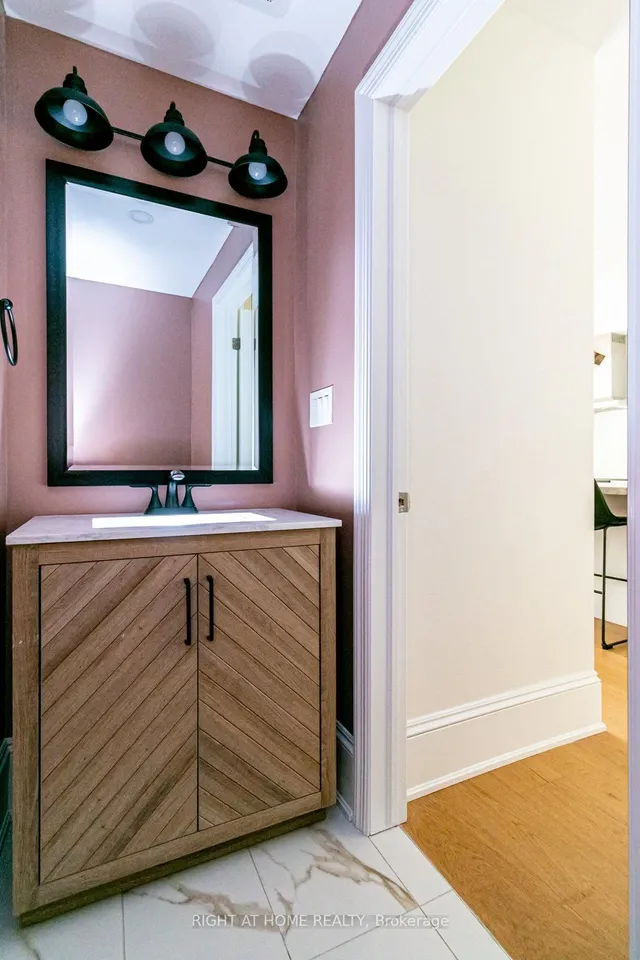 Additional image 28 of 24 Strathcona Ave