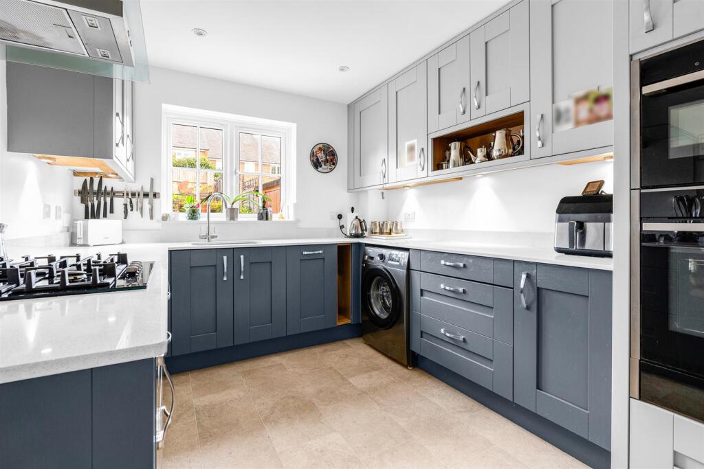 Additional image 2 of Welwyn Hall Gardens, Welwyn