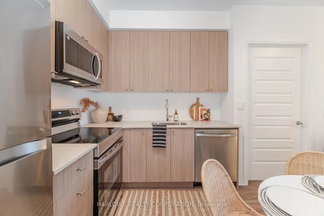 Additional image 9 of 490 Gordon Krantz Ave Unit 513