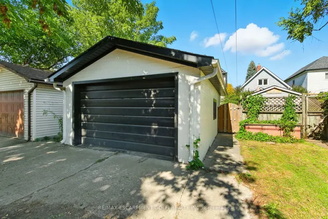 Additional image 47 of 369 Charlton Ave