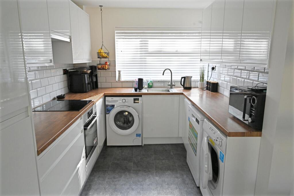 Additional image 18 of Booths Close, Welham Green