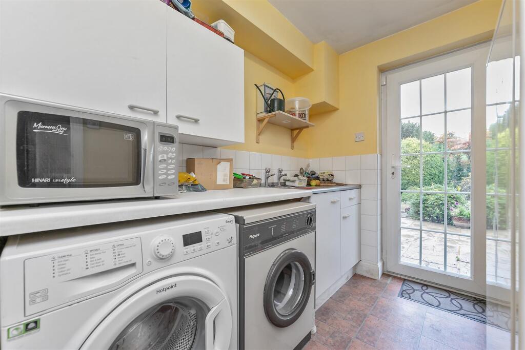 Additional image 6 of Mount Pleasant Lane, Bricket Wood, St. Albans