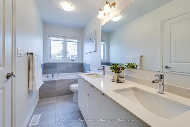 Additional image 38 of 497 Celandine Terr