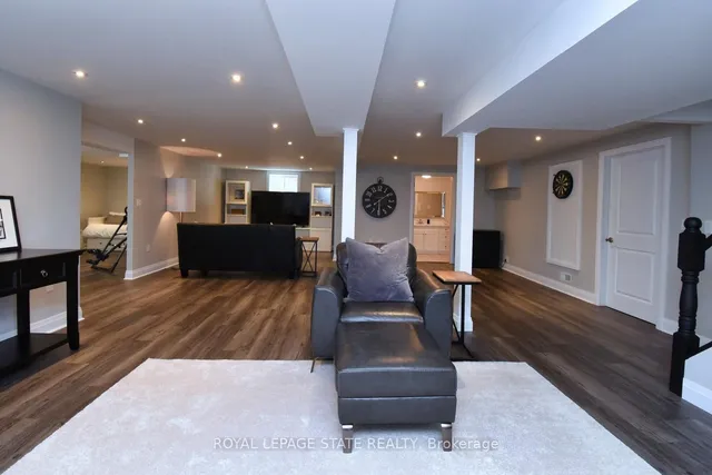 Additional image 28 of 206 Dumbarton Ave