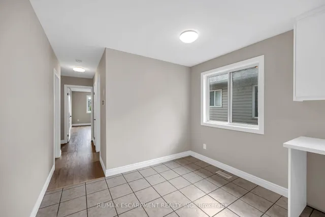 Additional image 16 of 83 Marion St