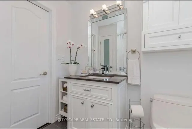 Additional image 23 of 152 Kenwood Ave