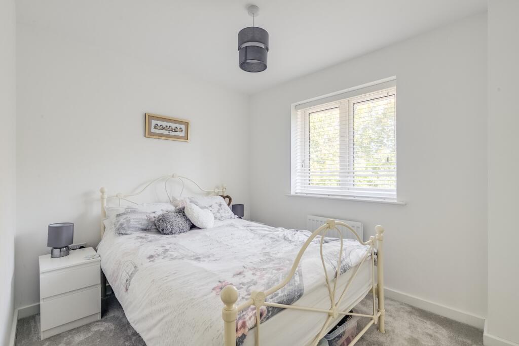 Additional image 11 of Claves Crescent, Welwyn Garden City, Hertfordshire, AL7 1WN