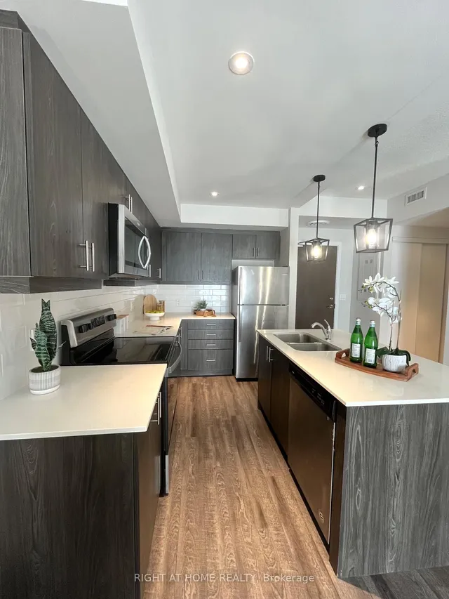 Additional image 10 of 16 Markle Cres Unit 214