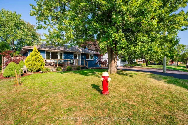 Additional image 2 of 5472 Randolph Cres