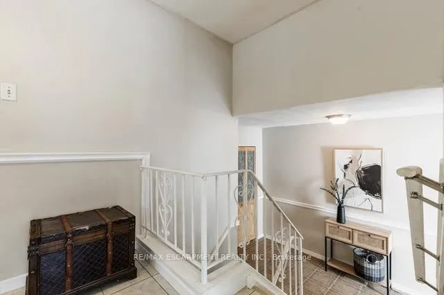 Additional image 10 of 45 Fonthill Rd