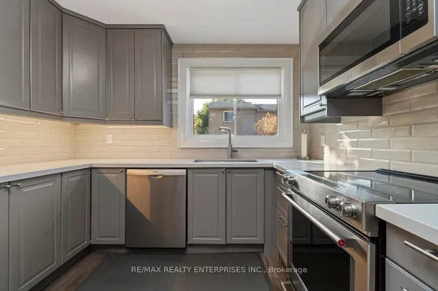 Additional image 4 of 63 Fonthill Rd Unit 21